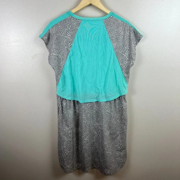 Title Nine Nimblene Pebble Dress Size Large Lightweight Outdoor Athletic Travel - Picture 2 of 11